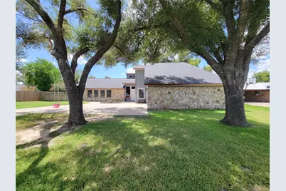 1512 Bell Oaks Drive, Bellville, TX 77418 - Photo 2