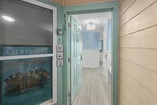 9520 Seawall Blvd, Galveston, TX 77554 - Photo 2