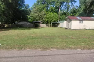 115 Rolling Wood, Livingston, TX 77351 - Photo 16