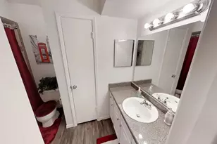 515 S Bender Ave, Humble, TX 77338 - Photo 2