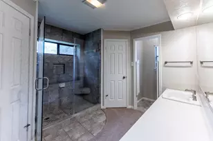 104 Oakview Cir, Huntsville, TX 77340 - Photo 20