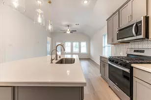 21107 Armstrong County Dr, Cypress, TX 77433 - Photo 14
