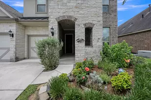 9411 Brannok Ln, Tomball, TX 77375 - Photo 2