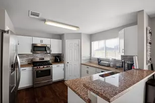 7803 Raven Creek Ln, Cypress, TX 77433 - Photo 8