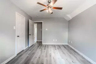 5938 Theall Rd, Houston, TX 77066 - Photo 30