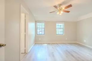 5938 Theall Rd, Houston, TX 77066 - Photo 26