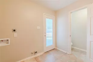 5938 Theall Rd, Houston, TX 77066 - Photo 14