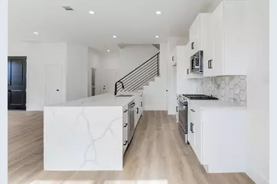 5310 Denmark Street, Houston, TX 77028 - Photo 6