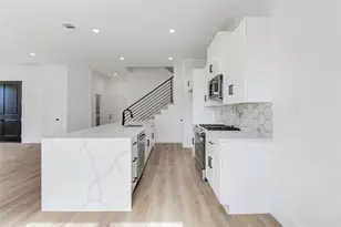 5310 Denmark St, Houston, TX 77028 - Photo 6