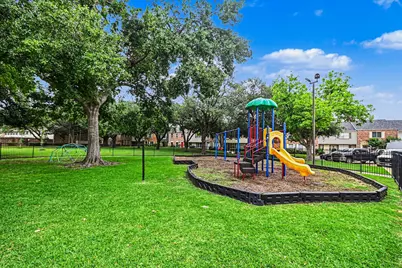 2125 Winrock Boulevard #38, Houston, TX 77057 - Photo 28