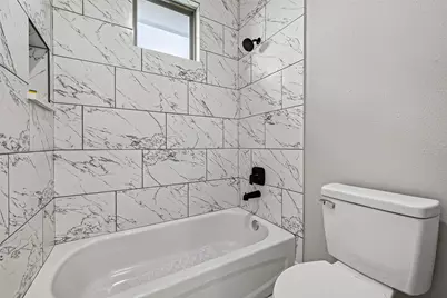 15038 Wunderlust Ln, Houston, TX 77069 - Photo 32