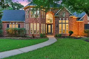 32718 Green Bend Ct, Magnolia, TX 77354 - Photo 2