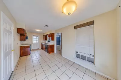 1221 Kitty Street, Deer Park, TX 77536 - Photo 8