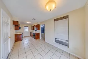 1221 Kitty St, Deer Park, TX 77536 - Photo 8