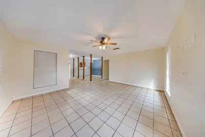 1221 Kitty Street, Deer Park, TX 77536 - Photo 6