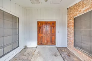 1221 Kitty St, Deer Park, TX 77536 - Photo 2