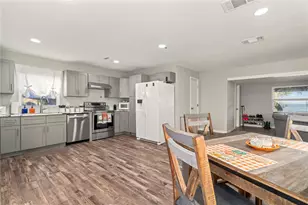 157 Lakeview Dr S, Livingston, TX 77351 - Photo 8