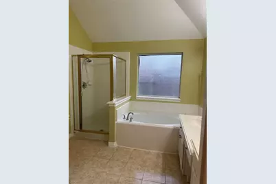 11402 Softbreeze Court, Pearland, TX 77584 - Photo 12