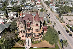 202 25th St, Galveston, TX 77550 - Photo 42