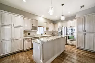 1826A Portsmouth St, Houston, TX 77098 - Photo 16