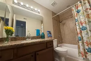 17401 Red Oak Dr, Houston, TX 77090 - Photo 20