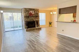 17401 Red Oak Dr, Houston, TX 77090 - Photo 8