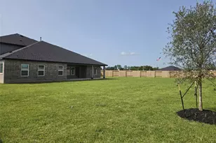 15426 Lampasas Ln, Baytown, TX 77523 - Photo 8