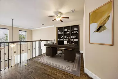 2611 Shady Woods Lane, Houston, TX 77008 - Photo 18