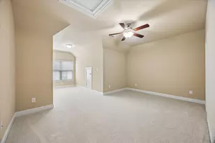 2611 Shady Woods Ln, Houston, TX 77008 - Photo 20
