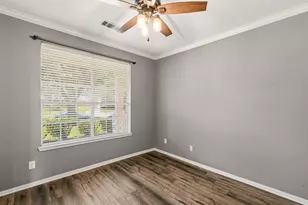 8310 Big Bend Dr, Sugar Land, TX 77479 - Photo 10