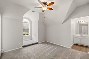8310 Big Bend Dr, Sugar Land, TX 77479 - Photo 32