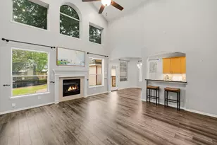 8310 Big Bend Dr, Sugar Land, TX 77479 - Photo 12