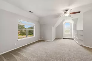 8310 Big Bend Dr, Sugar Land, TX 77479 - Photo 32