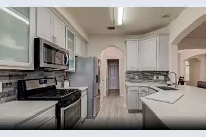 6439 W Linpar Court, Houston, TX 77040 - Photo 8