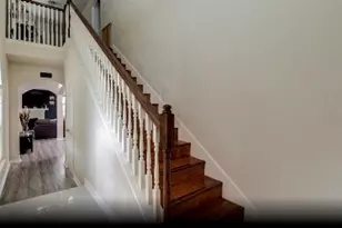 6439 W Linpar Ct, Houston, TX 77040 - Photo 10