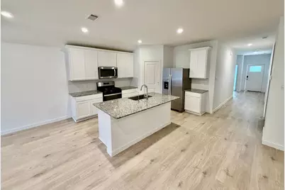 5122 Sunset Oaks Drive, Arcola, TX 77545 - Photo 4