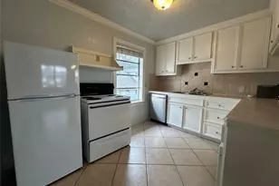 613 Pacific St, Houston, TX 77006 - Photo 4