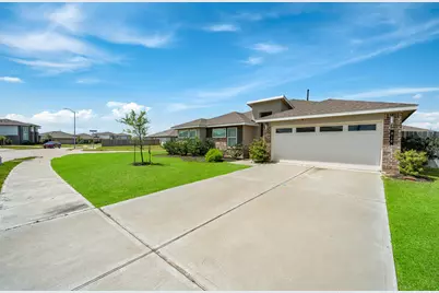 818 Starcross Bend Drive, Missouri City, TX 77459 - Photo 2