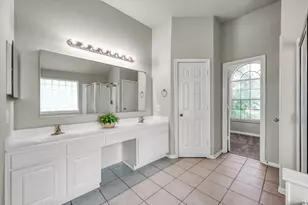 7 Ashworth Ct, The Woodlands, TX 77385 - Photo 24