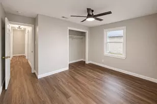 1705 E Martha Ln, Pasadena, TX 77502 - Photo 8
