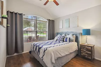183 N Millport Circle, The Woodlands, TX 77382 - Photo 18