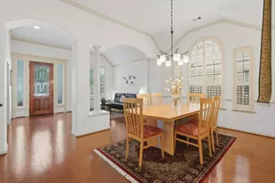 31 W Canyon Wren Circle Circle, The Woodlands, TX 77389 - Photo 8