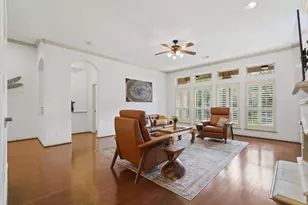 31 W Canyon Wren Circle Circle, The Woodlands, TX 77389 - Photo 14