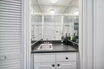 5815 Lynbrook Drive #103, Houston, TX 77057 - Photo 12