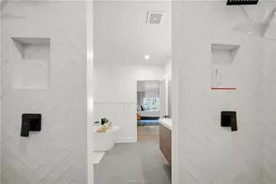 8052 Perry Ln, College Station, TX 77845 - Photo 32