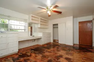 8215 Glencrest St, Houston, TX 77061 - Photo 20