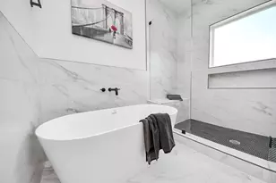 2432 Harrington St, Houston, TX 77026 - Photo 24