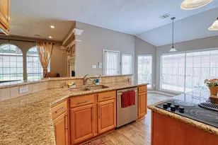 2123 Meadow Park Cir, Missouri City, TX 77459 - Photo 12