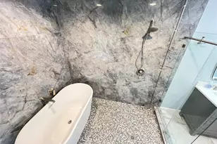 4006 Breakwood Dr, Houston, TX 77025 - Photo 36