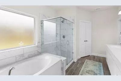12114 Champions Forest Drive, Mont Belvieu, TX 77535 - Photo 16